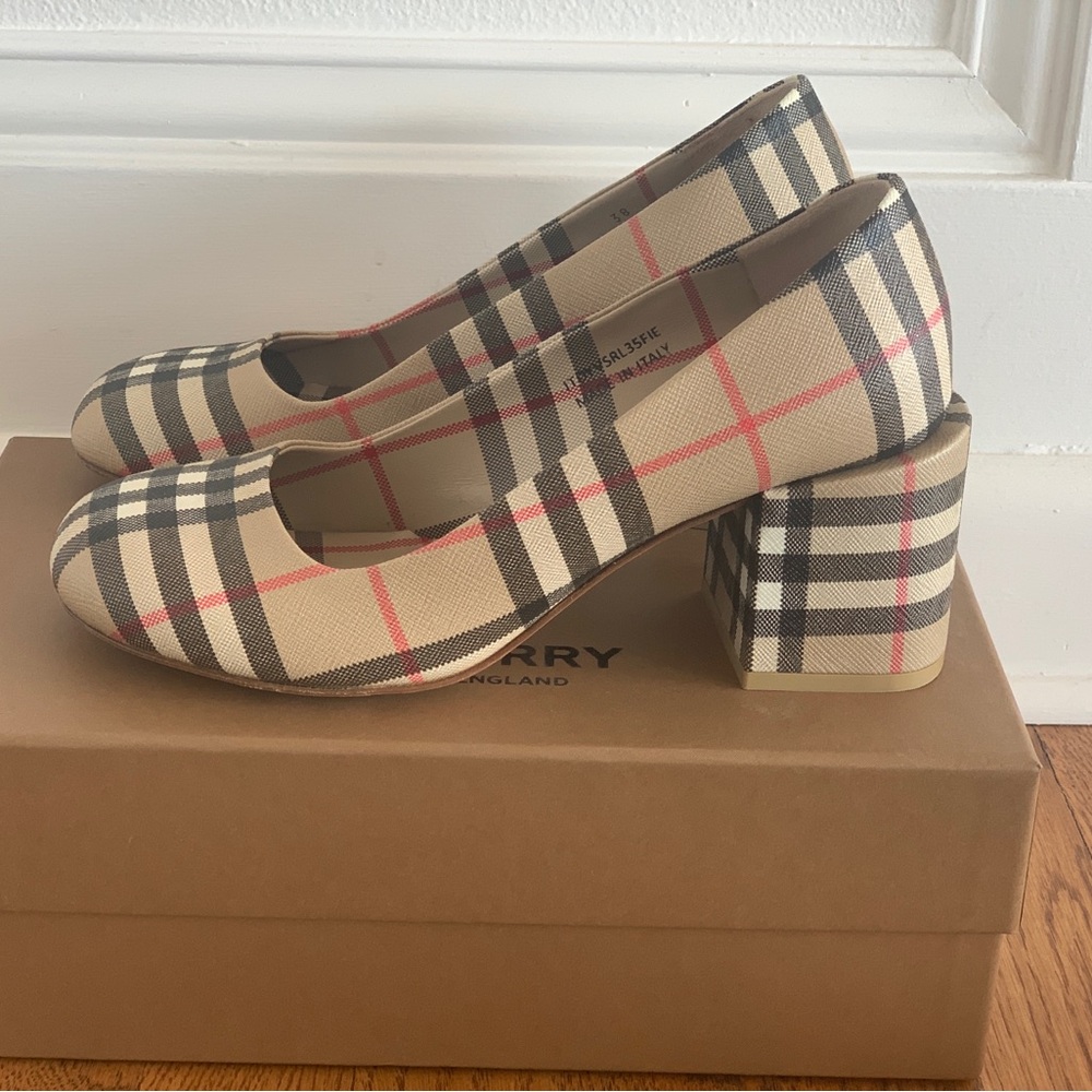 Burberry Joy Vintage Check block heels in size 38